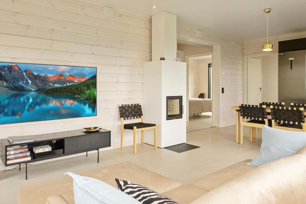 Villa Horihane - Modern Villa With Panoramic View Ivalo Exterior photo
